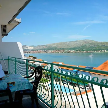 Golden * تروغير